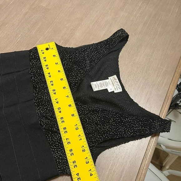 Women’s Max Studio Dress Size Medium - Picture 7 of 8